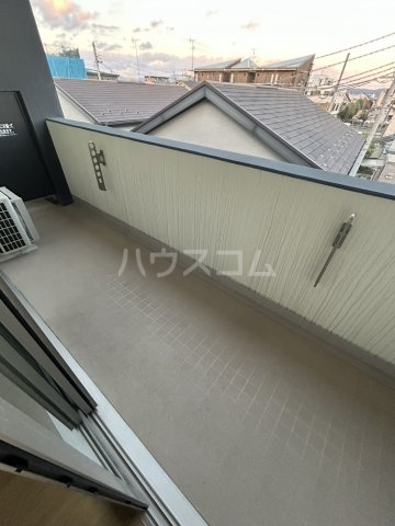 14/28 バルコニー