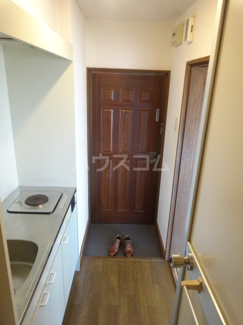 21/29 エントランス