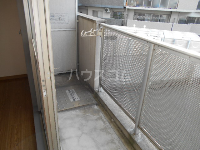 13/30 バルコニー