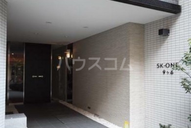 23/30 エントランス