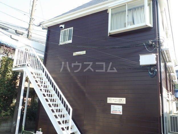 24/26 エントランス