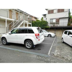 20/22 駐車場
