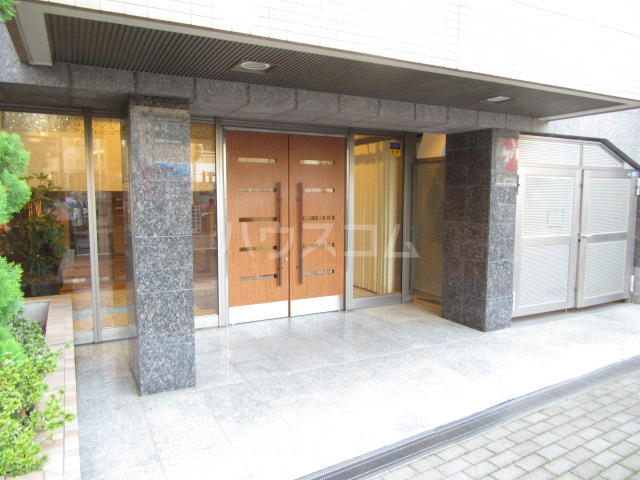 29/30 エントランス