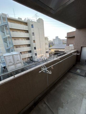 18/30 バルコニー