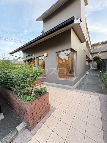 2/8 エントランス