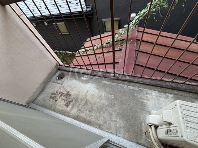 25/30 バルコニー