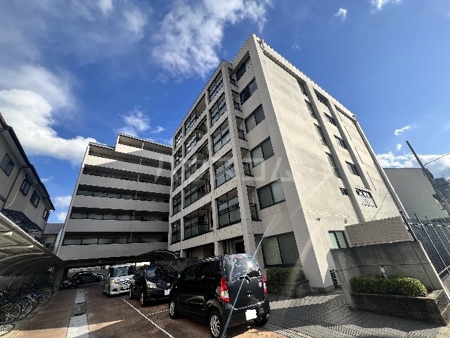 2/30 外観