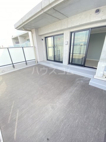 18/30 バルコニー