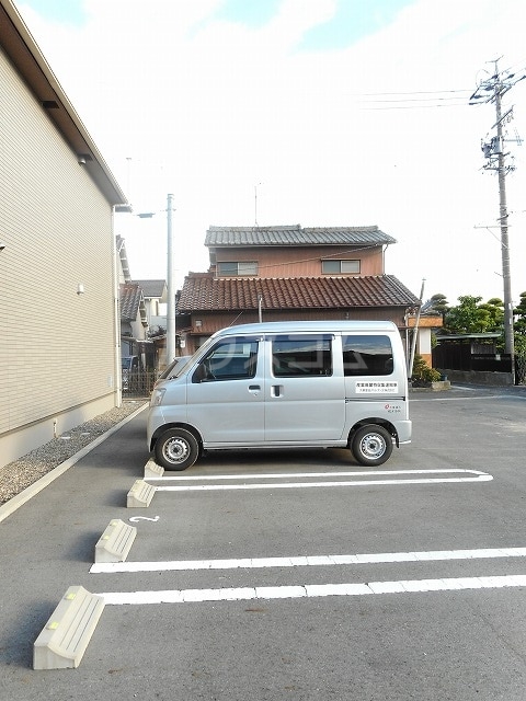 15/24 駐車場