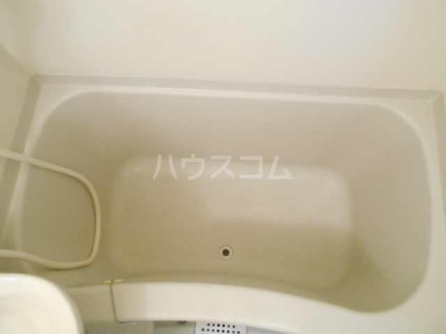 13/30 浴室