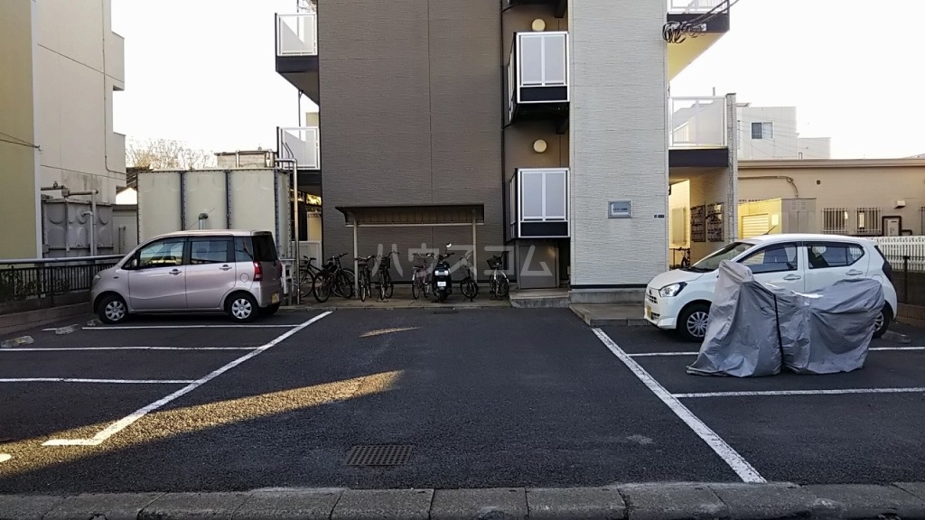 17/26 駐車場