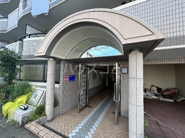 29/30 エントランス