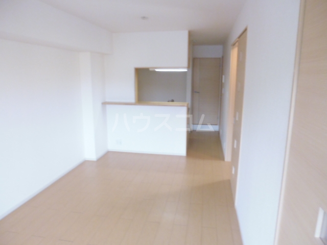 25/30 バルコニー