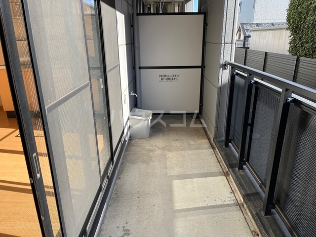 20/30 バルコニー