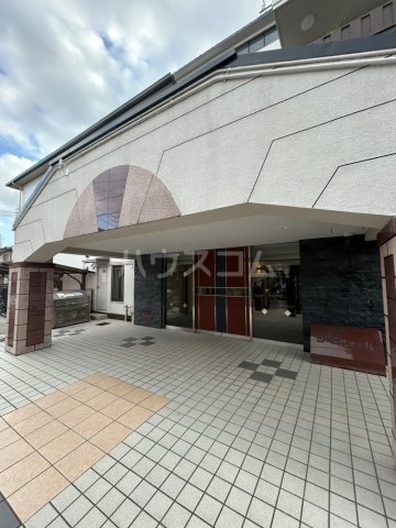 29/30 エントランス