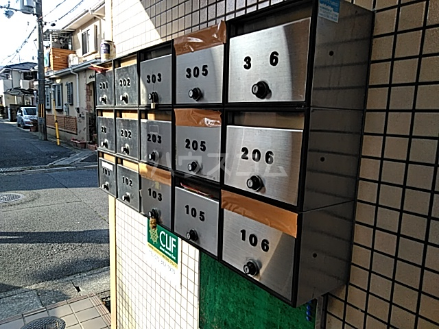 26/30 エントランス