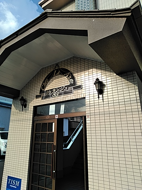 3/6 エントランス