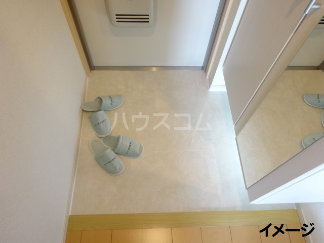 5/18 玄関
