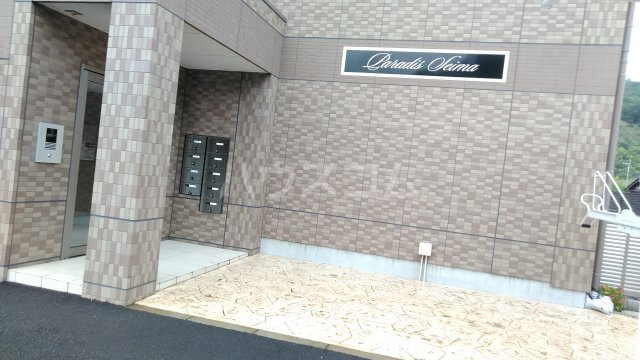 24/30 エントランス