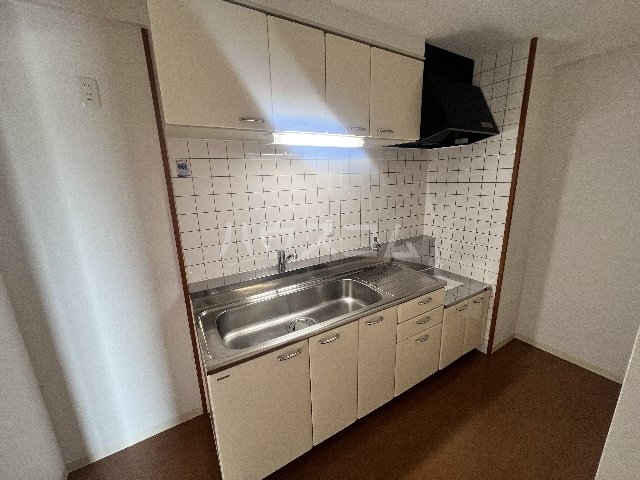 15/30 キッチン