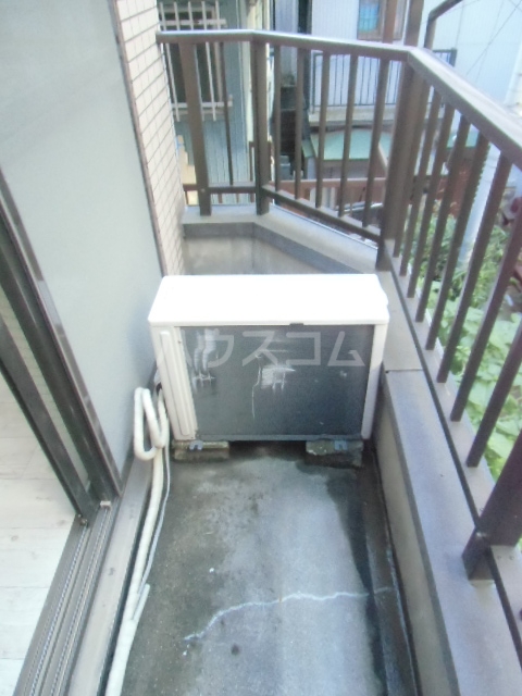 16/23 バルコニー