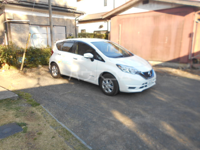 2/7 駐車場