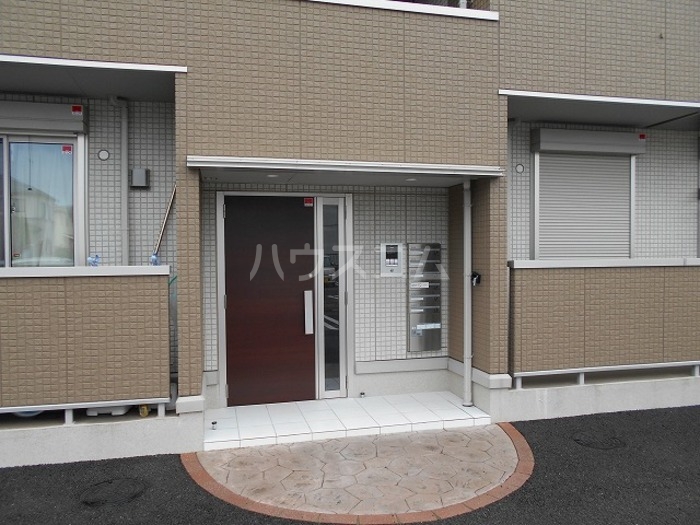 17/19 エントランス