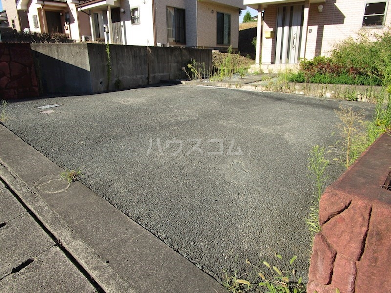 18/24 駐車場