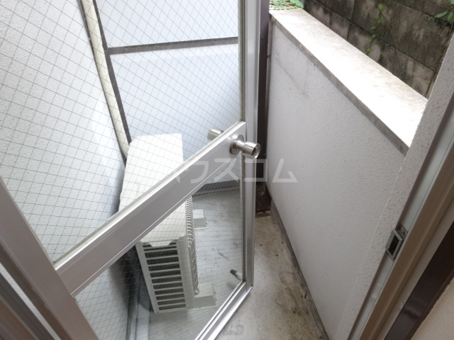 14/27 バルコニー