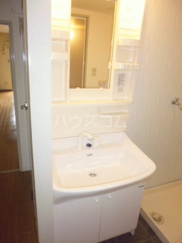 13/30 洗面