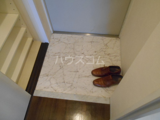 5/30 玄関