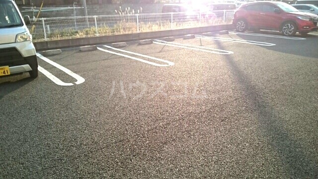 15/21 駐車場