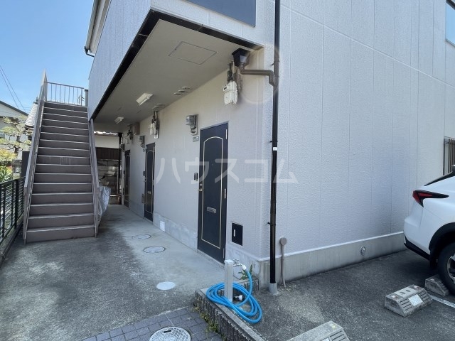 20/28 エントランス