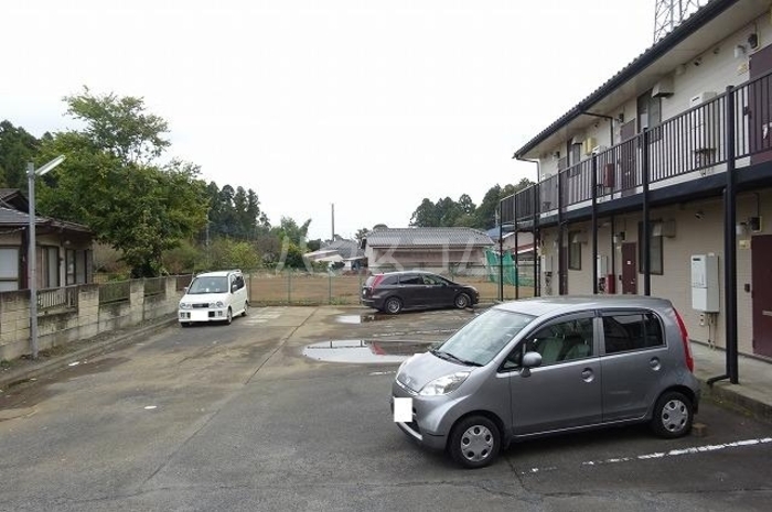 18/20 駐車場