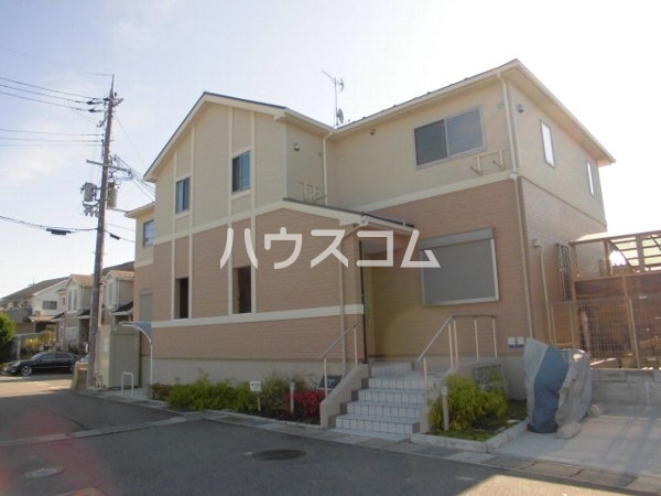 25/30 エントランス