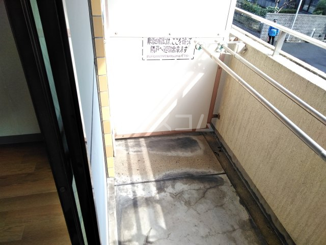 13/25 バルコニー