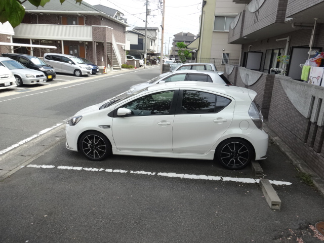 22/30 駐車場