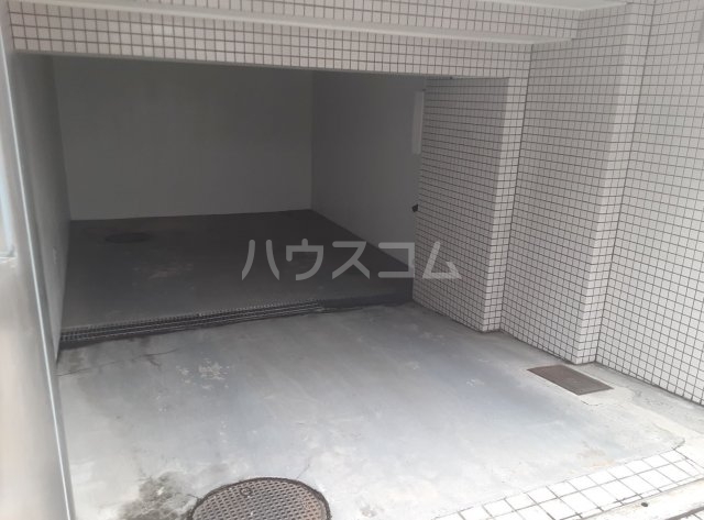 18/26 駐車場