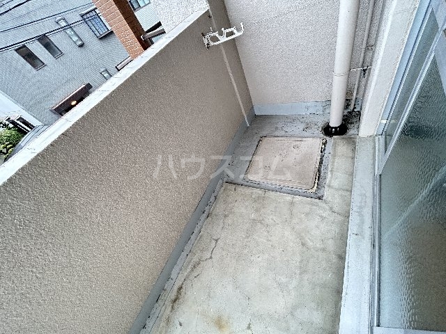 19/30 バルコニー