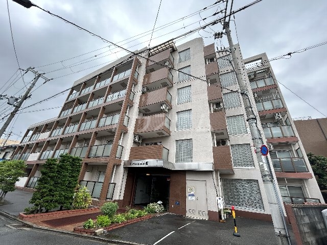 2/30 外観