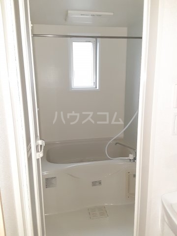 14/28 浴室