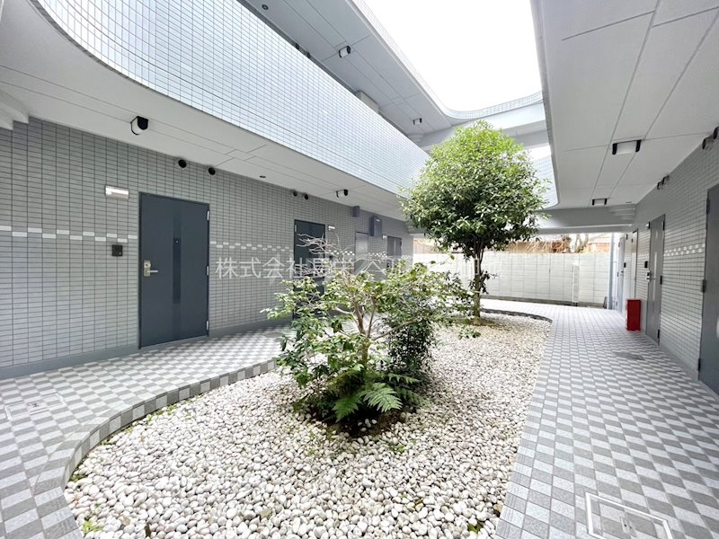 19/29 エントランス