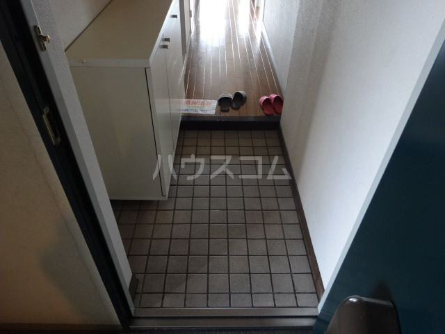 13/30 玄関