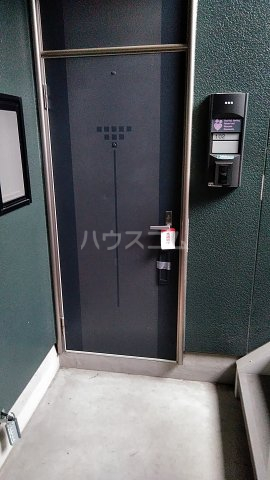 29/30 エントランス