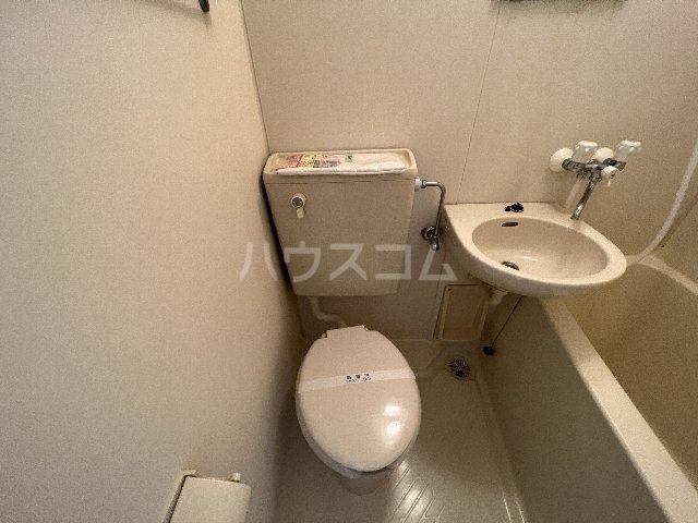 16/30 トイレ