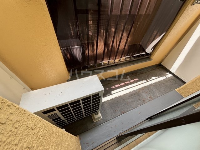 23/30 バルコニー