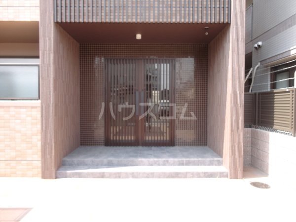 4/10 エントランス