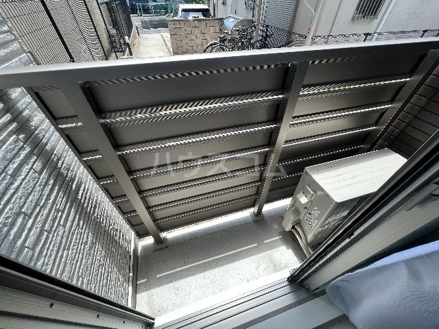 19/30 バルコニー