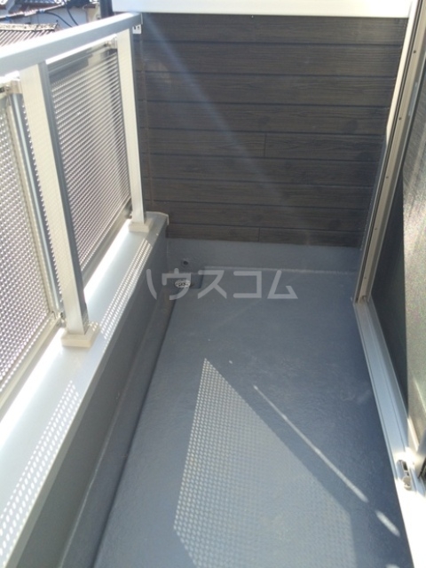 15/28 バルコニー