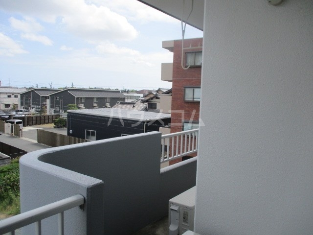 15/28 バルコニー